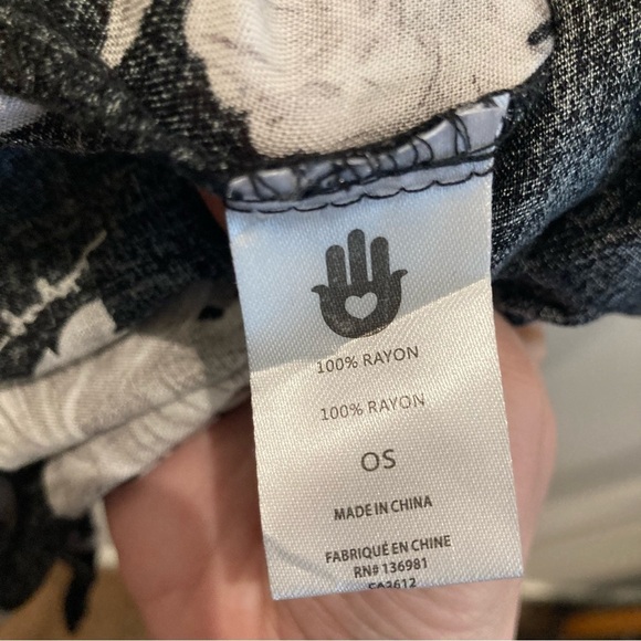 SPIRITUAL GANGSTER Sz  O/S Floral Slinky Pockets Bow Belt Kimono - Picture 7 of 9